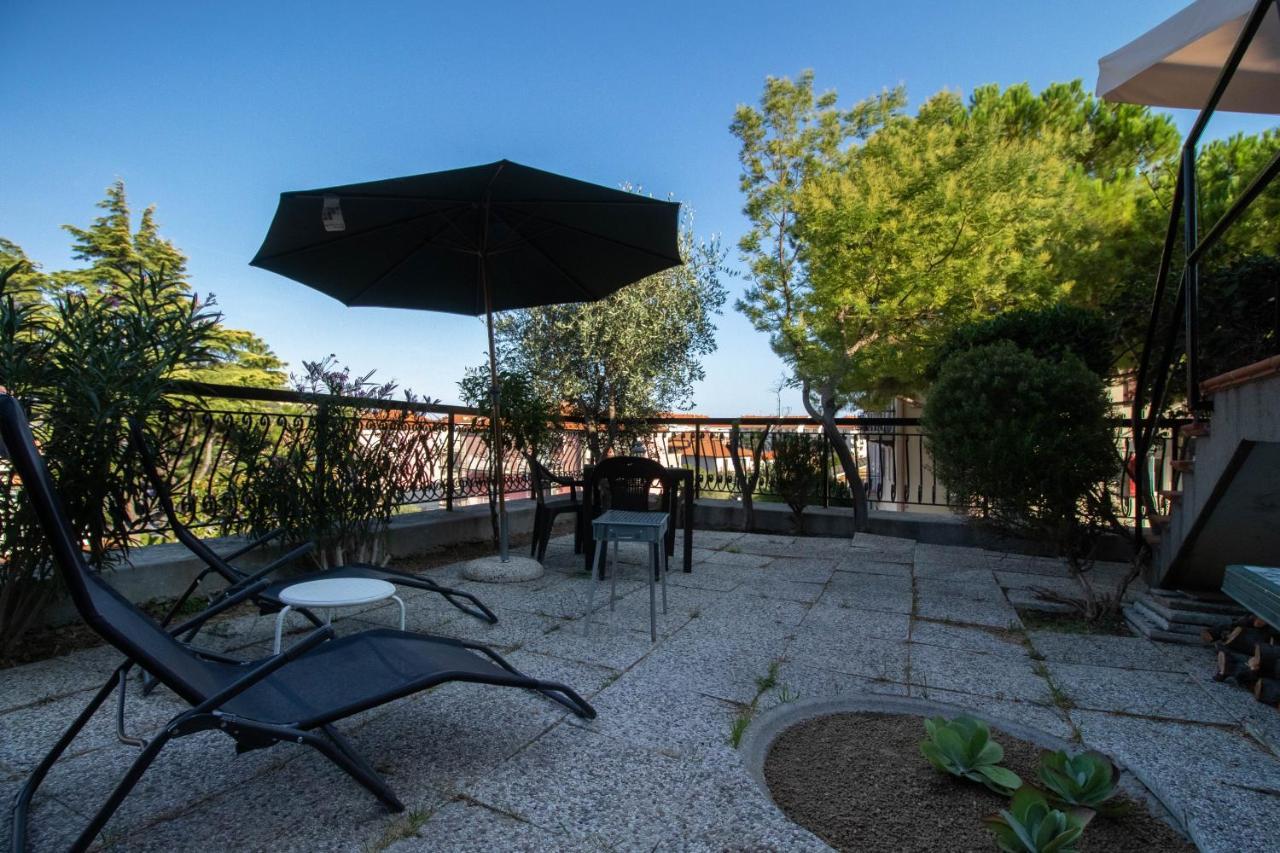 Luminoso Appartamento Con Ampia Terrazza San Bartolomeo Al Mare Exterior foto